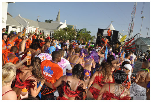 cayman_carnival_batabano_2010_pt3-080