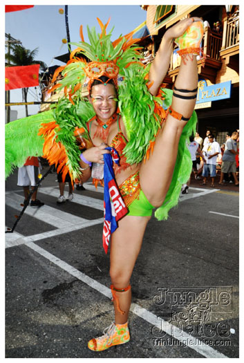 cayman_carnival_batabano_2010_pt3-102