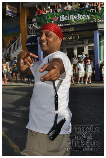 cayman_carnival_batabano_2010_pt3-104