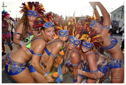 cayman_carnival_batabano_2010_pt3-116