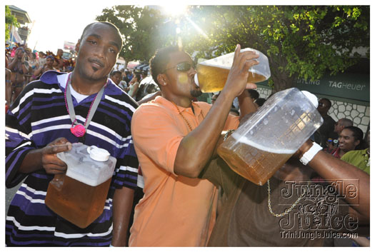 cayman_carnival_batabano_2010_pt3-120