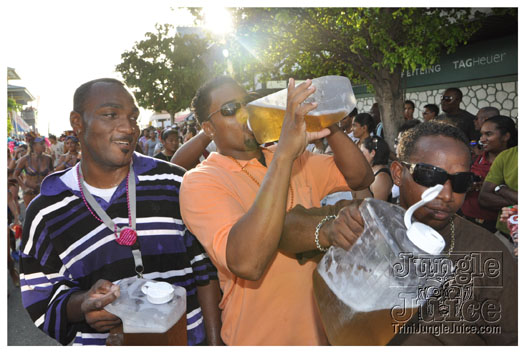 cayman_carnival_batabano_2010_pt3-121