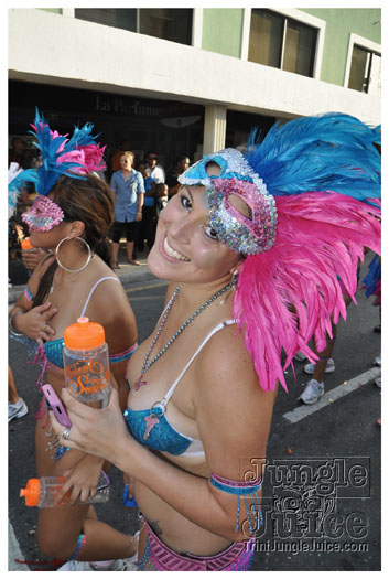 cayman_carnival_batabano_2010_pt3-125