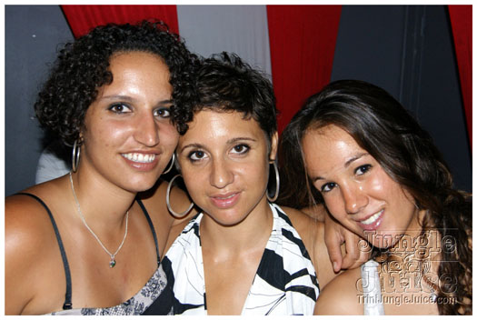 club_360_street_party_may1-007