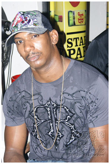 club_360_street_party_may1-023