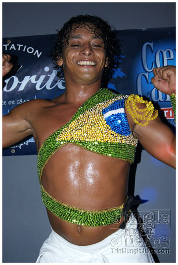 club_360_street_party_may1-028