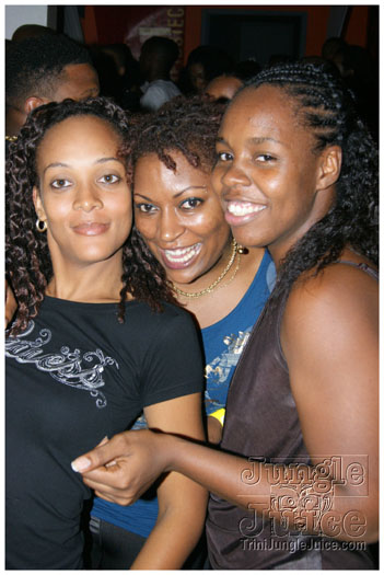 club_360_street_party_may1-031