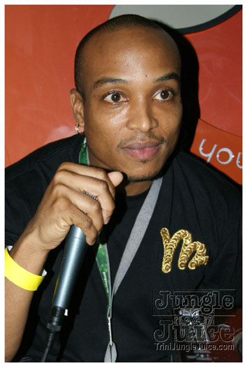 club_360_street_party_may1-077