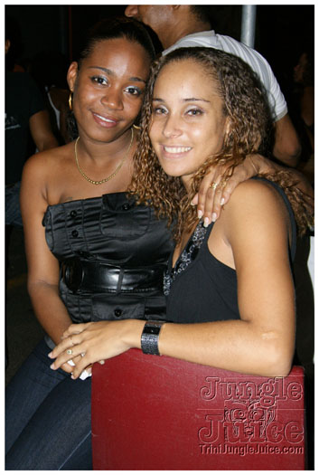 club_360_street_party_may1-098