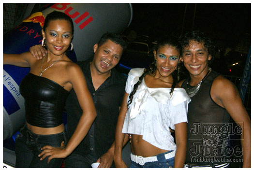 club_360_street_party_may1-105