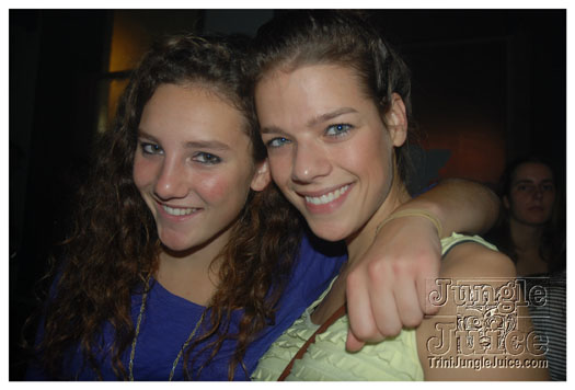 club_chu_chu_opening_nov2010-028