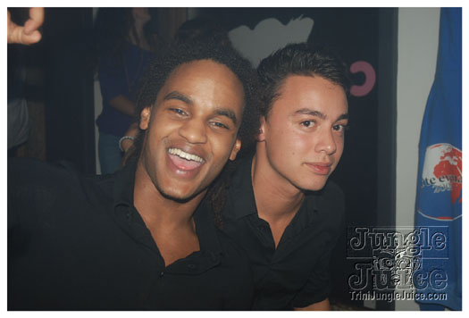 club_chu_chu_opening_nov2010-030