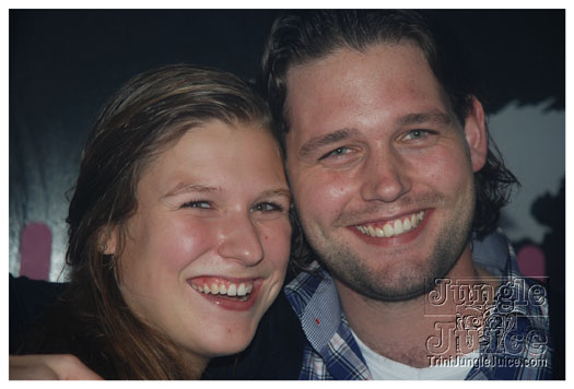 club_chu_chu_opening_nov2010-033