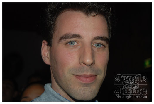 club_chu_chu_opening_nov2010-064