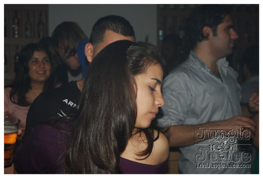 club_chu_chu_opening_nov2010-067