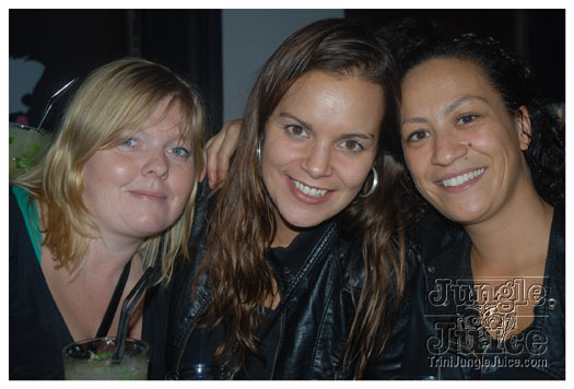 club_chu_chu_opening_nov2010-083