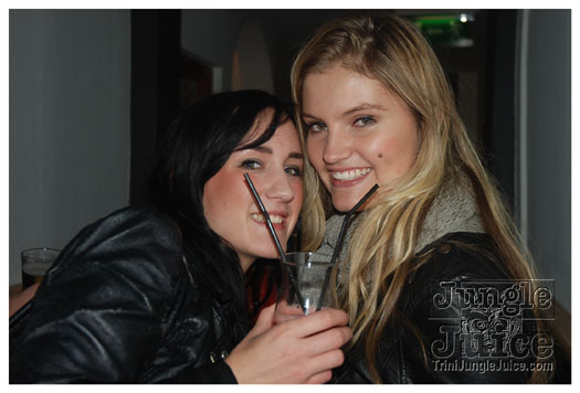 club_chu_chu_opening_nov2010-087