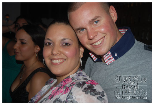 club_chu_chu_opening_nov2010-089