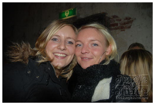 club_chu_chu_opening_nov2010-090