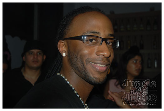 club_chu_chu_opening_nov2010-092