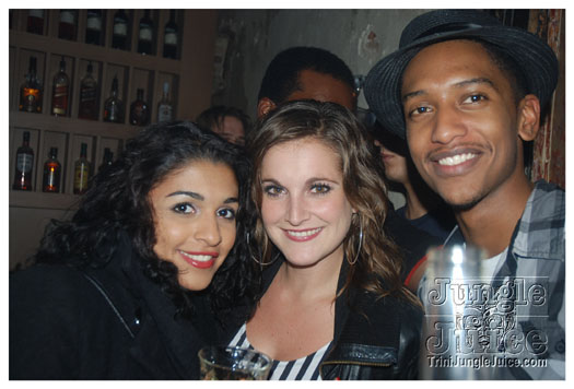 club_chu_chu_opening_nov2010-098