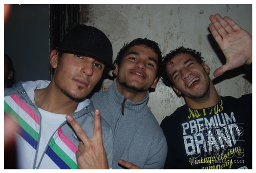 club_chu_chu_opening_nov2010-099