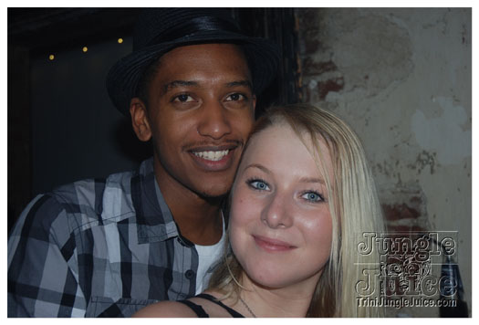 club_chu_chu_opening_nov2010-103