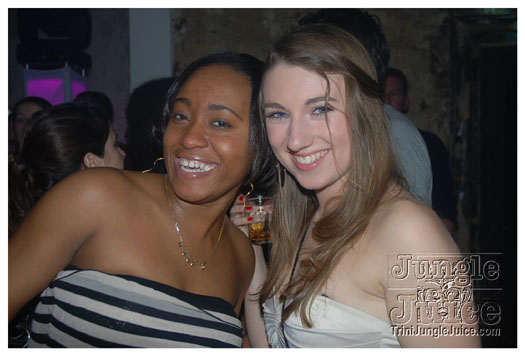 club_chu_chu_opening_nov2010-145