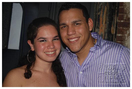 club_chu_chu_opening_nov2010-148