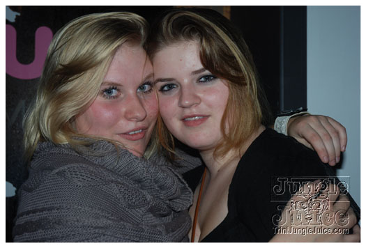 club_chu_chu_opening_nov2010-160