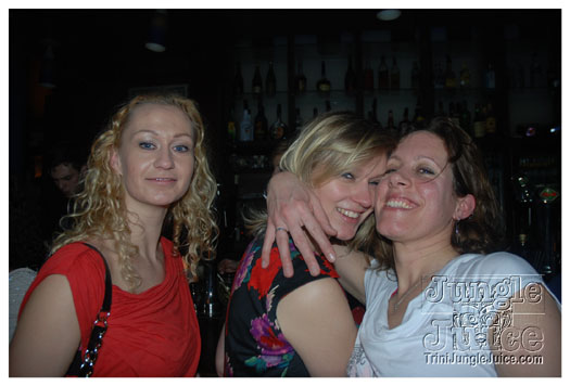 club_chu_chu_opening_nov2010-169