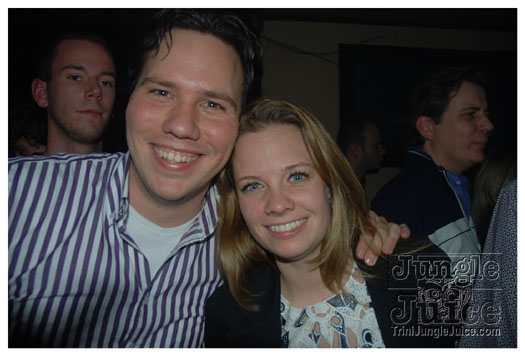 club_chu_chu_opening_nov2010-173