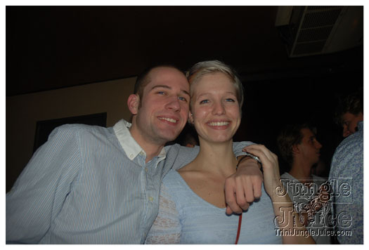 club_chu_chu_opening_nov2010-184