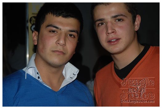 club_chu_chu_opening_nov2010-197