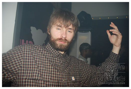 club_chu_chu_opening_nov2010-206