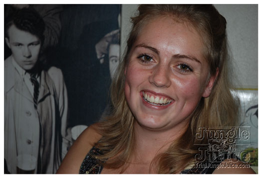 club_chu_chu_opening_nov2010-250