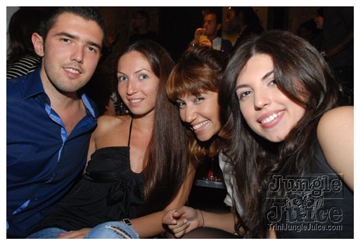 cocktails_uk_2010_aug15-011