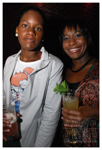 cocktails_uk_2010_aug15-022