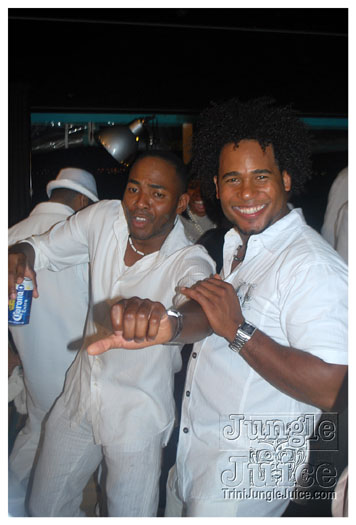 creme_uber_sexy_boat_2010-023