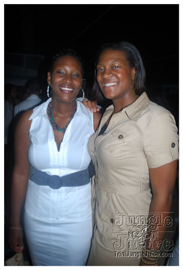 creme_uber_sexy_boat_2010-037