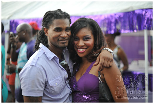 cribs_purple_reign_aug28-009