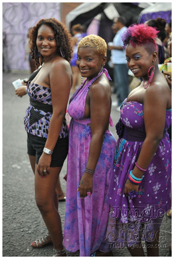 cribs_purple_reign_aug28-010