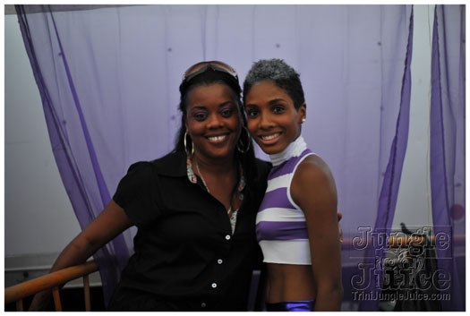 cribs_purple_reign_aug28-016