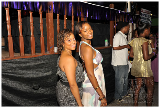 cribs_purple_reign_aug28-052