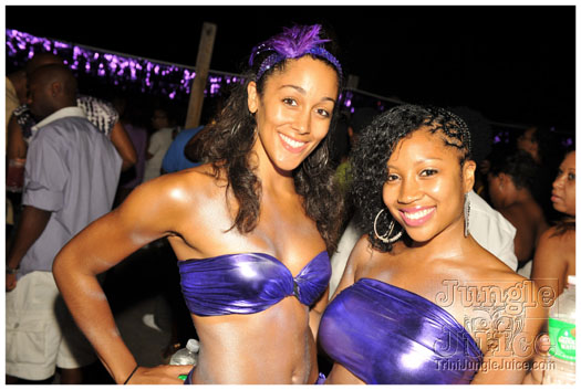 cribs_purple_reign_aug28-058