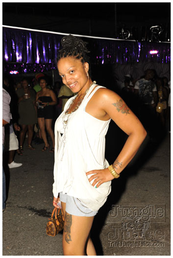 cribs_purple_reign_aug28-064