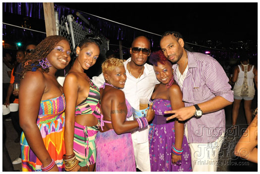 cribs_purple_reign_aug28-082