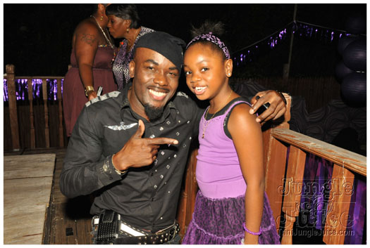 cribs_purple_reign_aug28-083