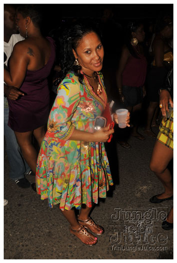 cribs_purple_reign_aug28-108