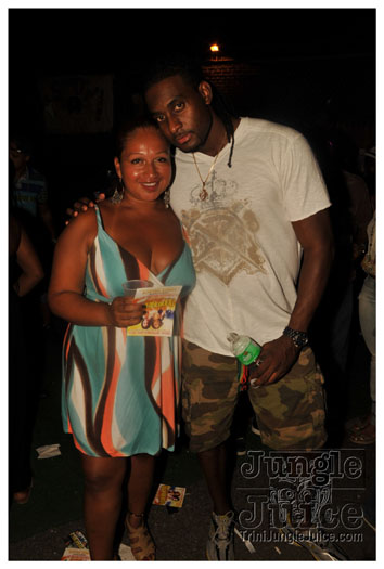 cribs_purple_reign_aug28-117